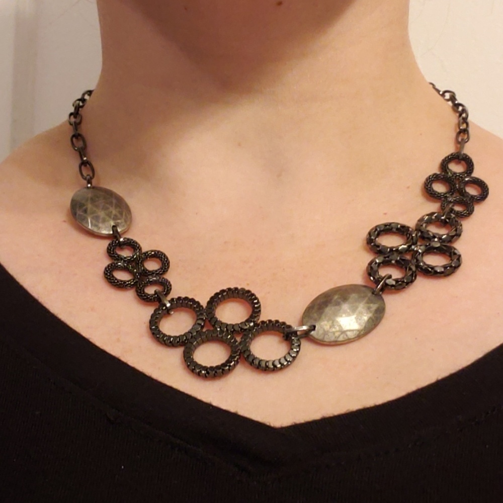 Necklace - Picture 4 of 5